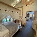 3 Bedrooms Sur Villa *
