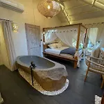 Villa 3 Bedrooms Sur *