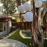 3 Bedrooms Sur Villa *
