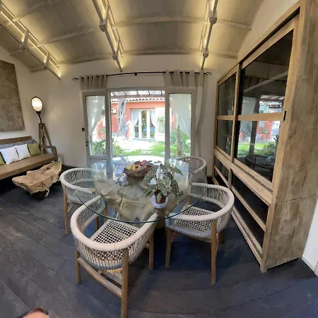 빌라 3 Bedrooms Sur