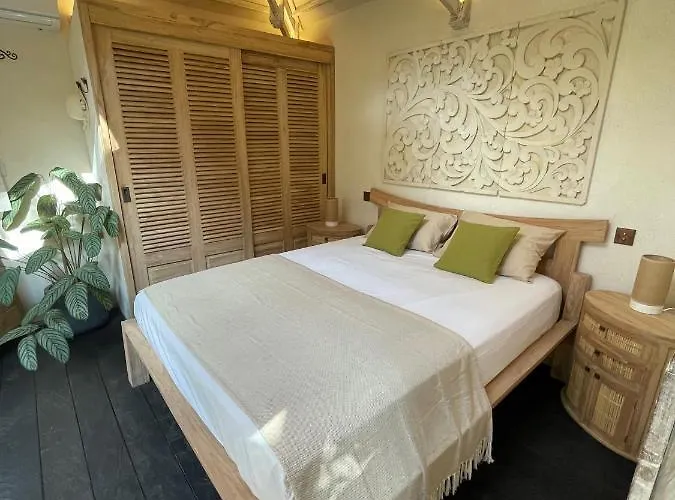 Villa 3 Bedrooms Sur