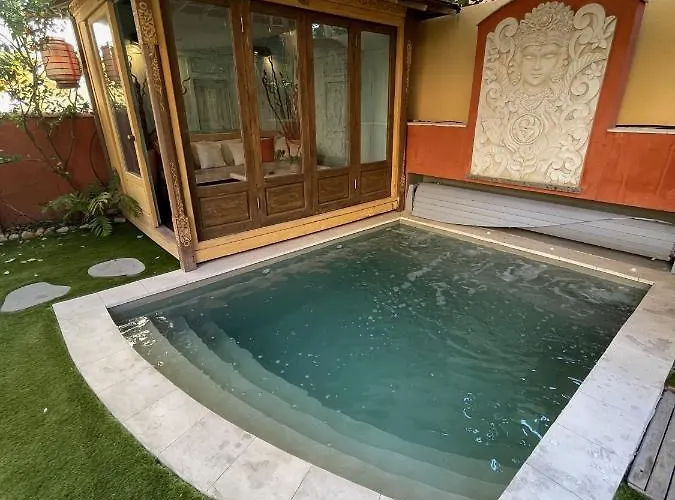 Villa 3 Bedrooms Sur *