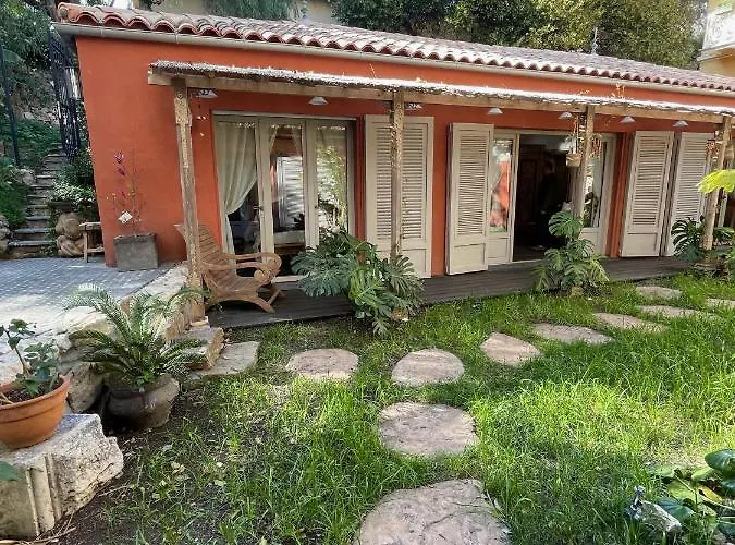 3 Bedrooms Sur *