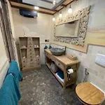 빌라 3 Bedrooms Sur *