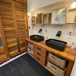 빌라 3 Bedrooms Sur