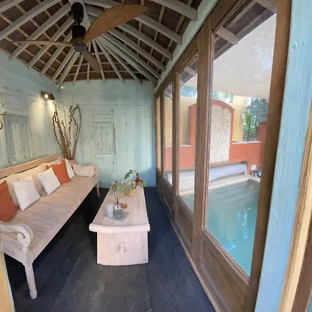 3 Bedrooms Sur